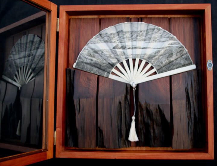 Display case Display case