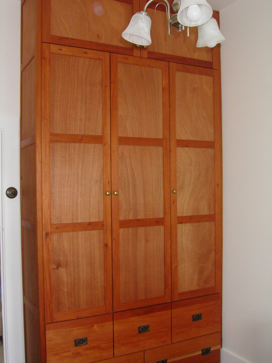 Built-in wardrobes Built-in wardrobes
